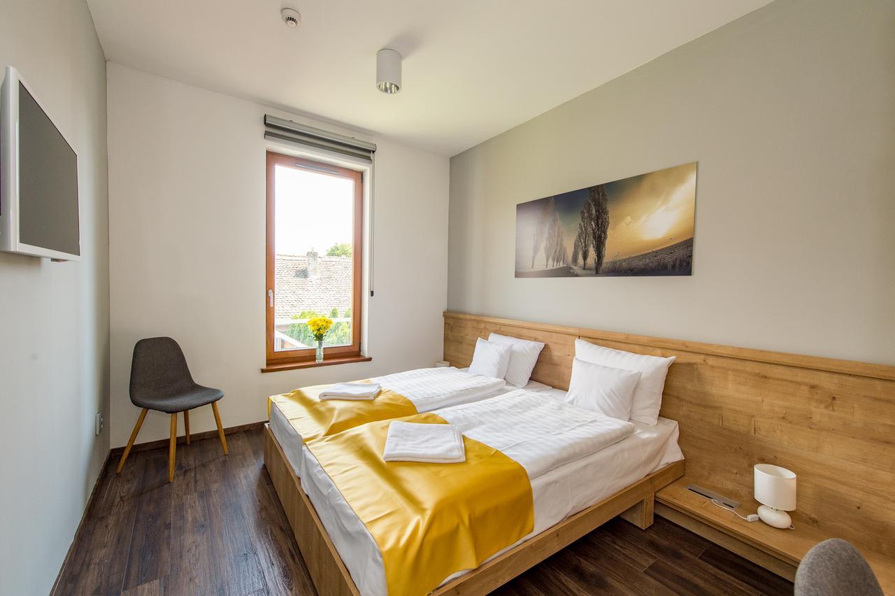 Pilvax Hotel Superior Kalocsa Exteriör bild